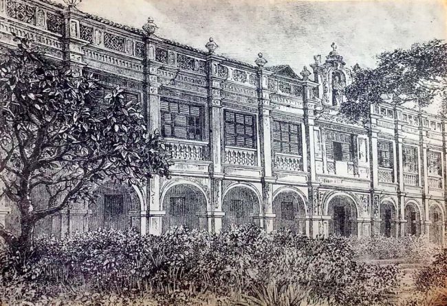 Tòa nhà xưa của chủng viện Giuse nay là bảo tàng trong không gian xanh thẳm (hình dưới) và so với bản vẽ 1866