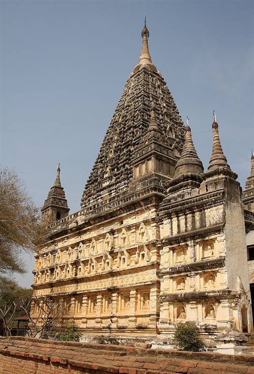Mahabodhi Paya là ngôi chùa có kiến trúc rất giống với ngôi đền Bồ Đề Đạo Tràng ở Ấn Độ