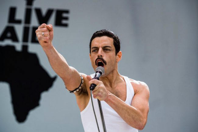 Rami Malek trong vai Freddie Mercury