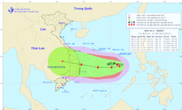 Từ ngày 7/11, bão số 6 được dự báo sẽ chuyển hướng quay về phía Việt Nam, hướng vào các tỉnh miền Trung và Nam Trung Bộ. Ảnh: NCHMF