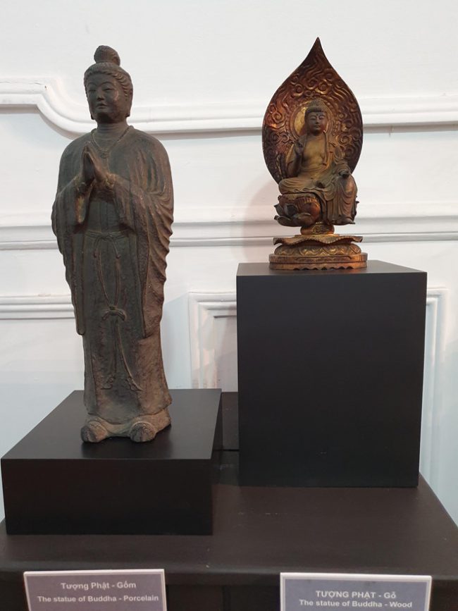 Các tượng Phật sử dụng nhiều chất liệu để chế tác
