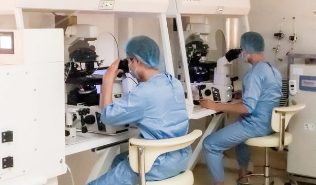 Trung tâm Hỗ trợ sinh sản Bệnh viện Đa khoa Tâm Anh, Hà Nội (IVFTA) được đầu tư trang thiết bị hiện đại và đi đầu trong ứng dụng các kỹ thuật tiên tiến của thế giới.