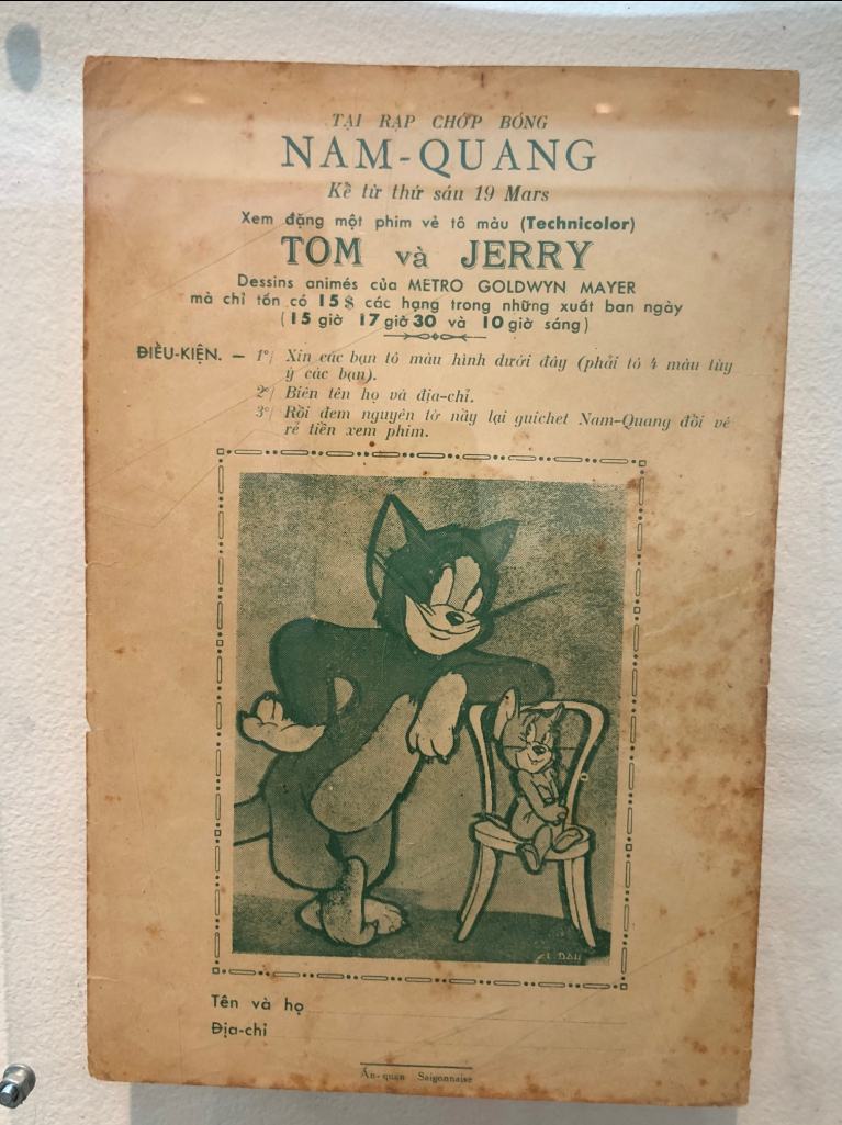 10/ Nhớ “đem nguyên tờ nầy tại guichet Nam Quang đổi vé rẻ tiền xem phim”.