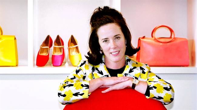 Nhà thiết kế Kate Spade treo cổ tự tử trong căn hộ ở New York rạng sáng ngày 5/6. Chồng cô - doanh nhân Andy Spade - cũng ở nhà lúc đó. Kate Spade sinh năm 1962 tại Kansas (Mỹ), là nhà thiết kế thời trang và túi xách. Năm 1993, cô cùng Andy Spade thành lập thương hiệu túi xách Kate Spade New York.