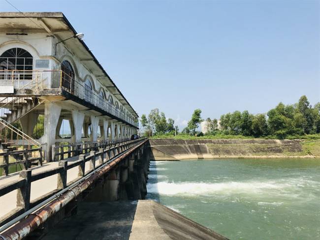 Đập An Trạch nơi cung cấp nguồn nước thô cho Đà Nẵng khi độ mặn ở cửa thu Nhà máy nước Cầu Đỏ trên 1.000mg/l - Ảnh: ĐOÀN CƯỜNG