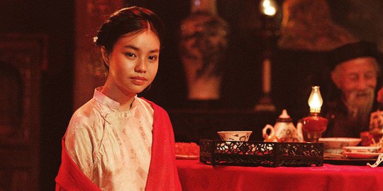 Một số ý kiến cho rằng Trà My chỉ mới 13 tuổi, không nên tự mình đóng cảnh nóng
