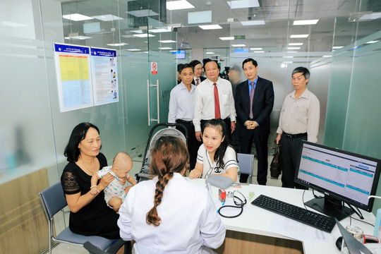 Hoạt động chích ngừa tại đây xuyên suốt cả tuần, không kể nghỉ trưa