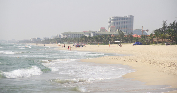 Cơ quan chức năng xác định có nhiều resort ven biển Đà Nẵng vi phạm về xây dựng - Ảnh: ĐOÀN CƯỜNG