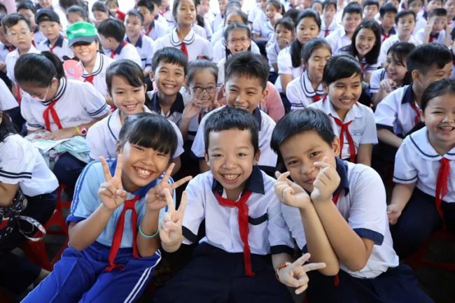 Học sinh trường Tiểu học Lê Văn Thọ, quận Gò Vấp, TP.HCM trong lễ khai giảng. Ảnh: Hữu Khoa