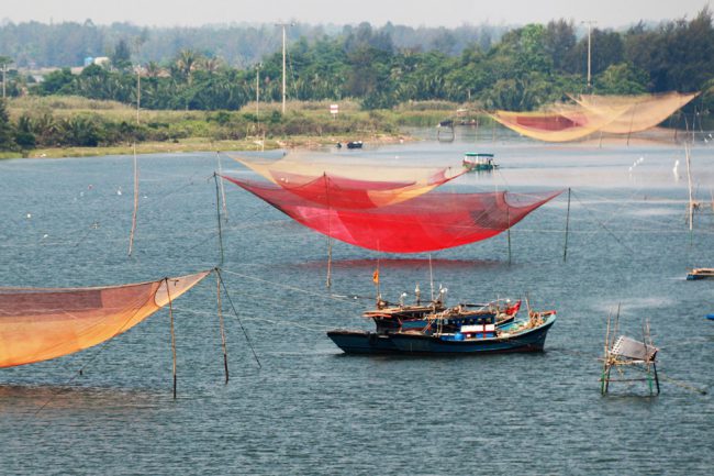 Màu đỏ nổi bật