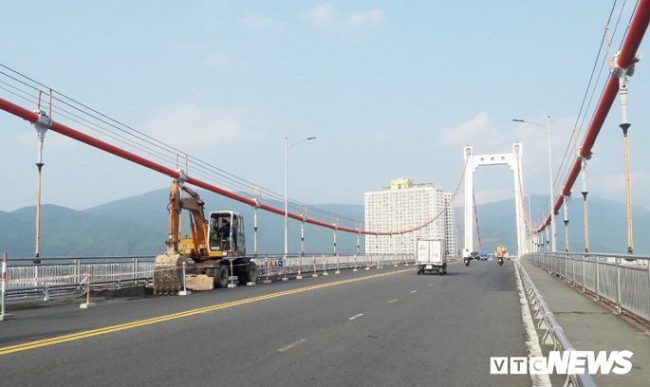 Dự kiến việc sửa chữa mặt cầu Thuận Phước được hoàn thành trong tháng 10.