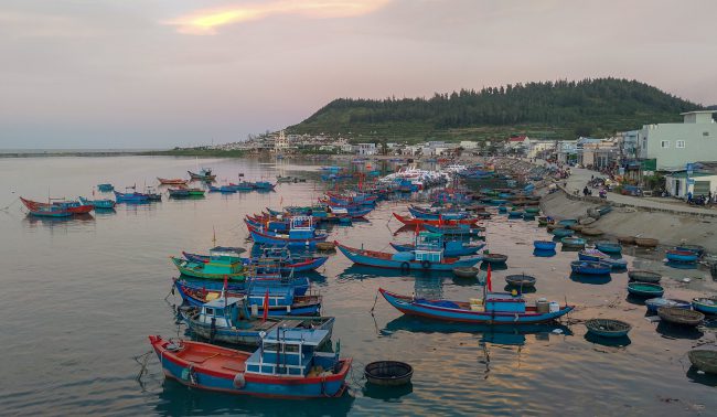 Ô nhiễm biển đang gây ảnh hưởng không nhỏ đến đời sống ngư dân. Ảnh: Xuân Thọ