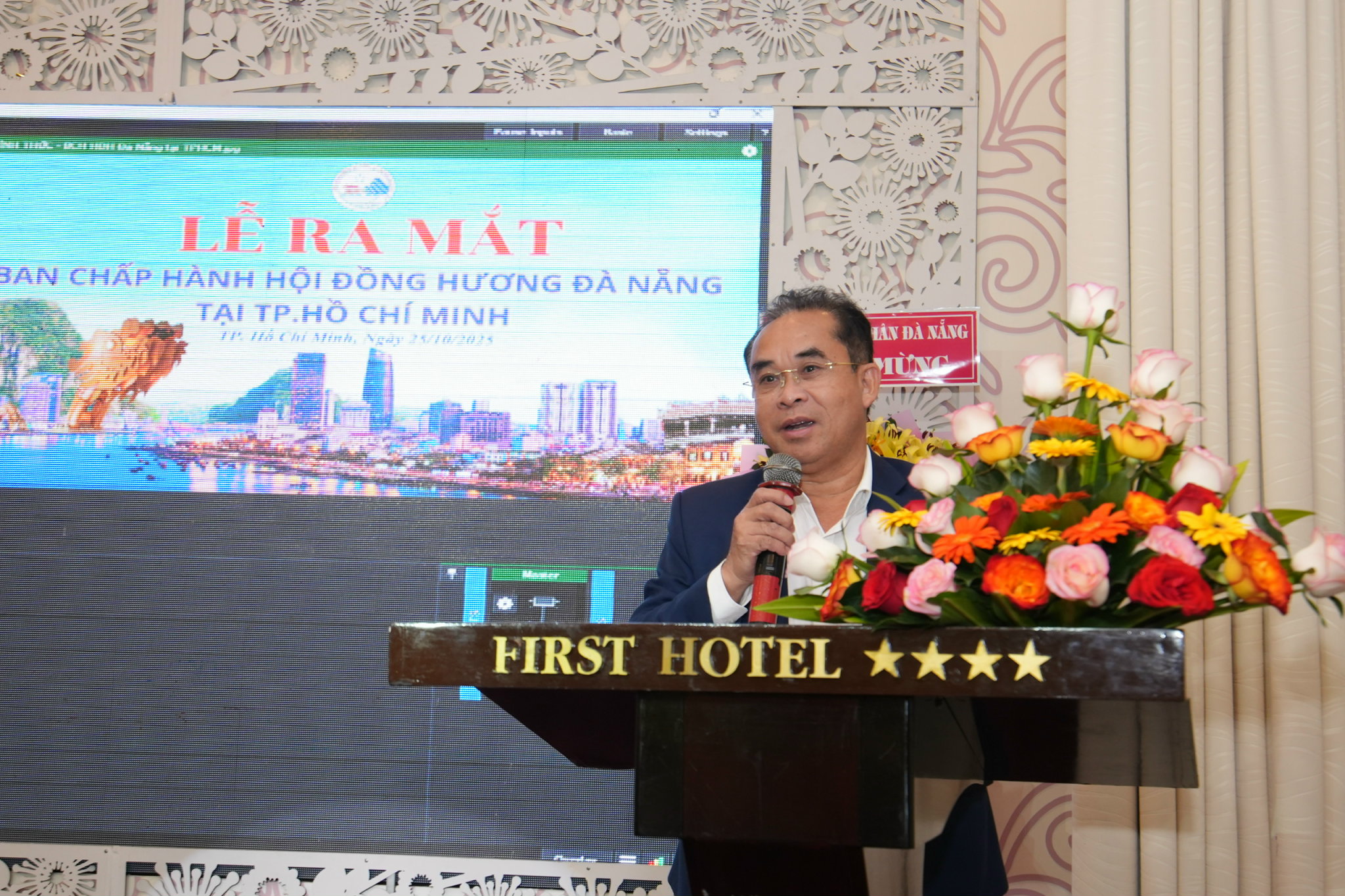 Ông Trần Anh Tuấn - Thành Uỷ Viên, Phó Chủ Tịch UBND Tp Đà Nẵng phát biểu chúc mừng Lễ Ra Mắt